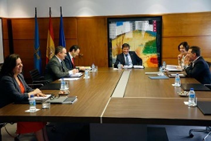 El Gobierno modifica la estructura orgánica  de tres consejerías, incluida Desarrollo Rural