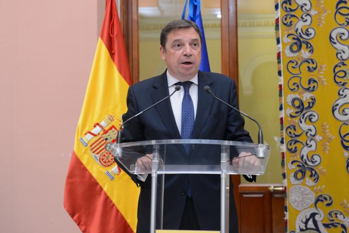 Luis Planas, Ministro de Agricultura, Pesca y Alimentación: “Para mí la agricultura, la alimentación y la pesca no son un conocimiento, son una pasión”