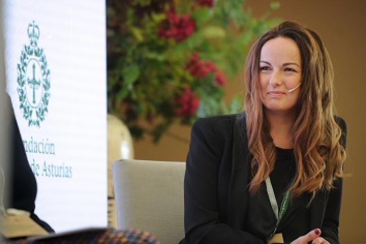 La empresaria Ana Labad Cruz, de Anchoas Hazas, en Lastres, Mujer Rural de Asturias 2021